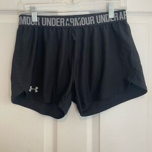 UNDER ARMOUR - SMALL KNIT SHORTS